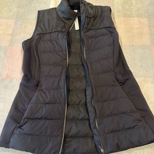 Lululemon Down For It All vest - 10